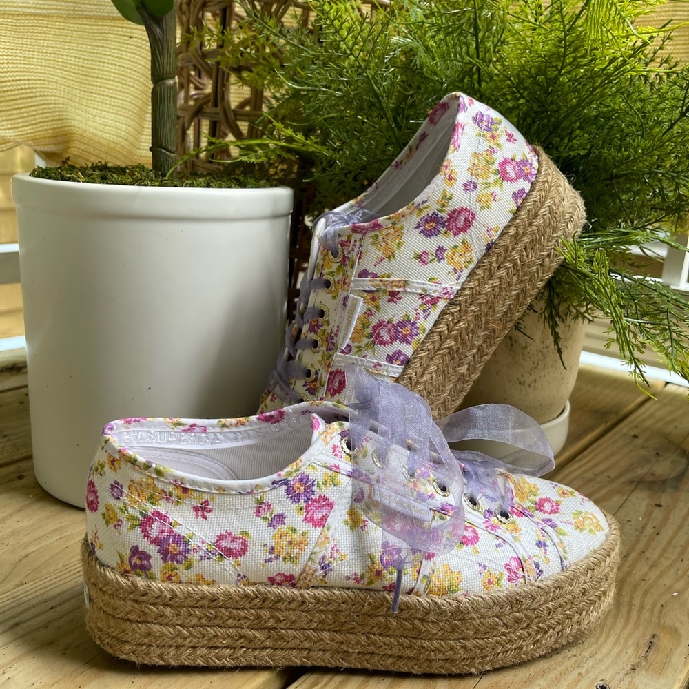 Superga Floral Edition (US 8 ½)